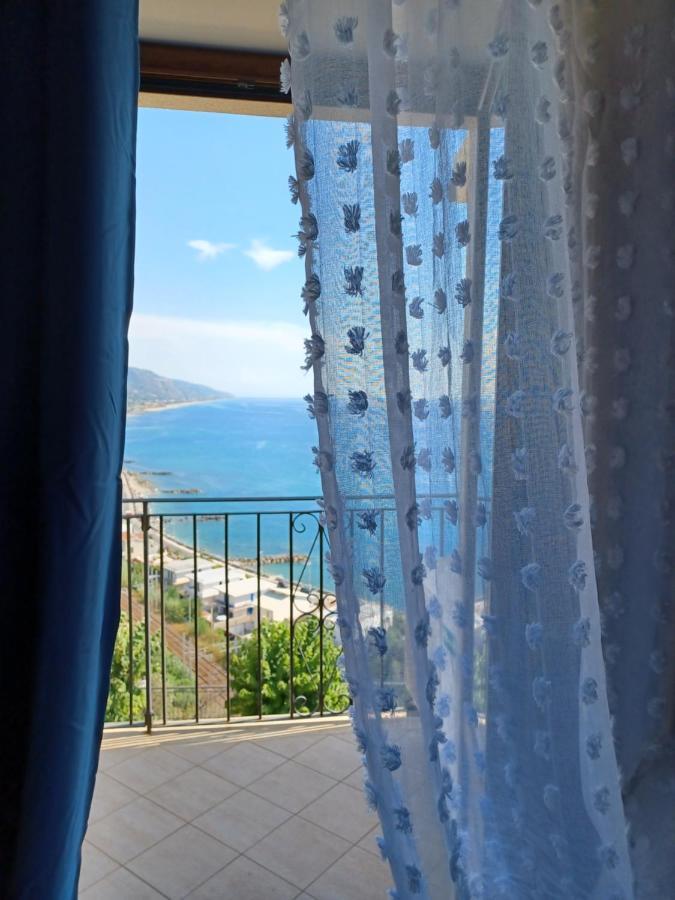 Un Oblo Sul Mare Apartman San Lucido Kültér fotó